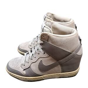 % Nike Dunk Sky High Canyon Grey Hidden Wedge Sneaker Women's 7.5 ( A3 )